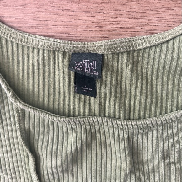 Wild Fable Woman’s Olive Green Ribbed Crop Tank – Size L- Like New - Picture 2 of 4